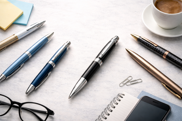 Jak wybrać dobry długopis do codziennego pisania?
